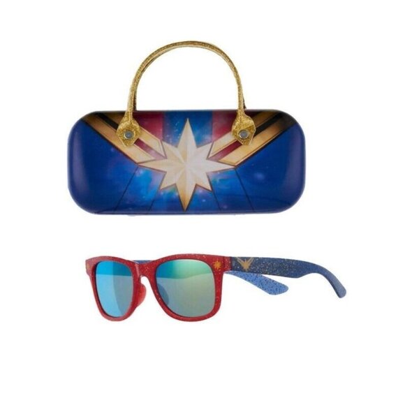 Captain Marvel Girls Sunglasses With Case Gift Set Fashion Pool Beach Summer - Picture 1 of 4
